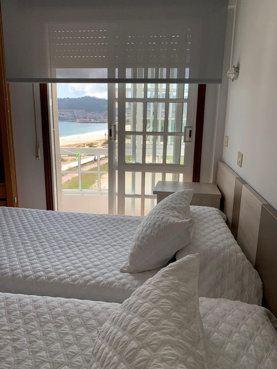 Bed, Photo of the whole room, Bedroom, Sea view