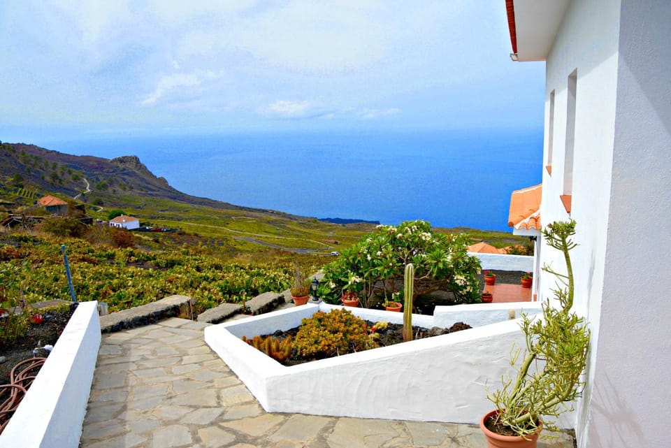 Facade/entrance, Natural landscape, Landmark view, Mountain view, Sea view