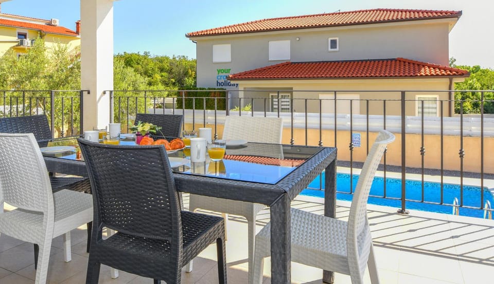 Property building, Patio, Day, View (from property/room), Balcony/Terrace, Dining area, Pool view, Swimming pool, Breakfast