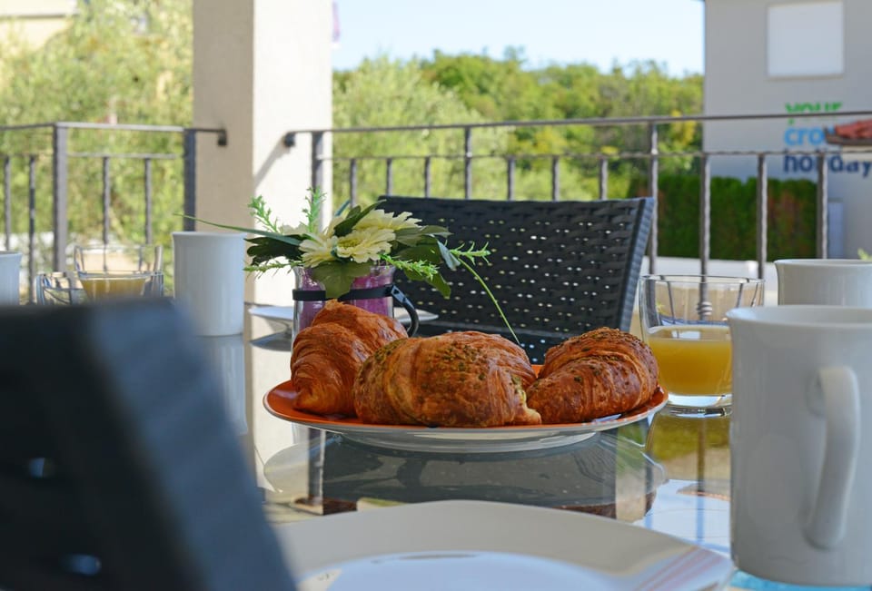 Day, View (from property/room), Balcony/Terrace, Food and drinks, Food, Breakfast, Drinks