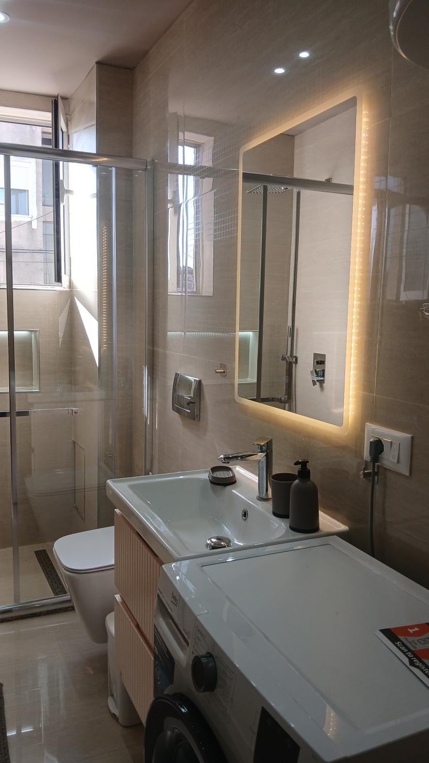 Bathroom, towels