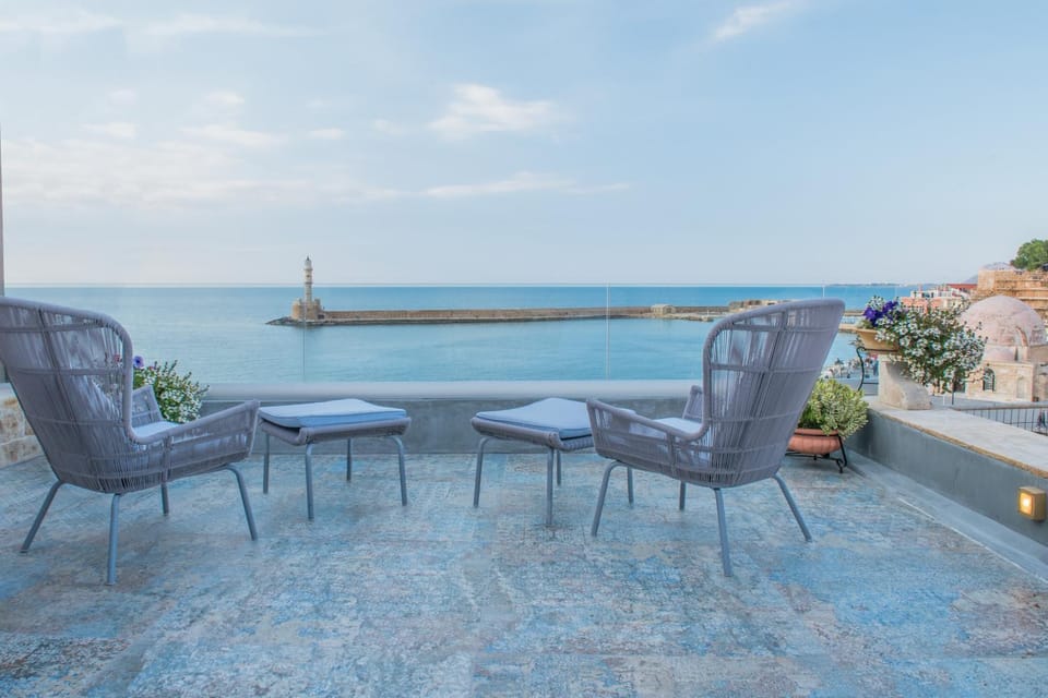 Patio, Balcony/Terrace, Landmark view, Sea view