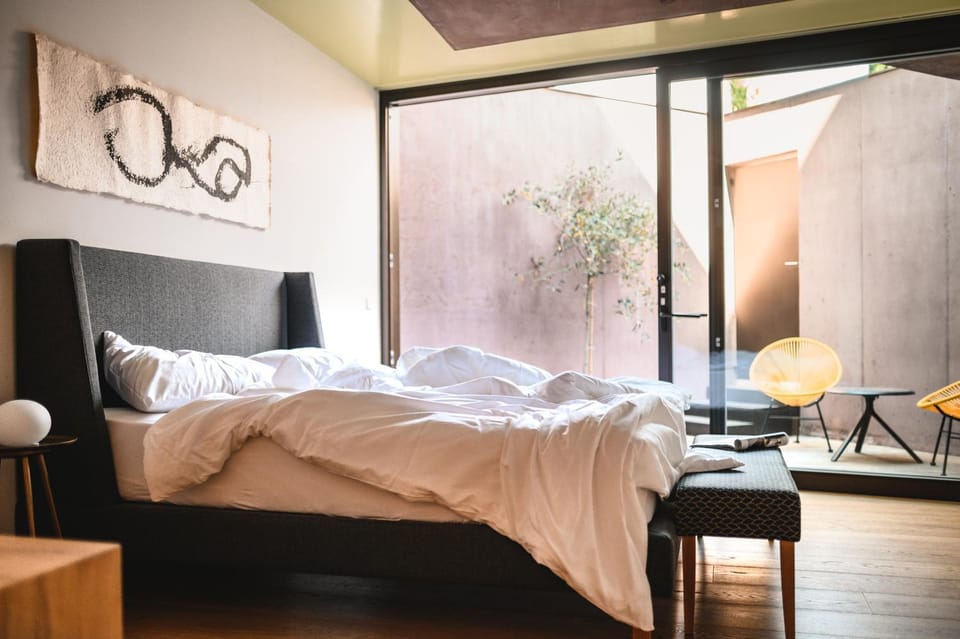 Bed, Photo of the whole room