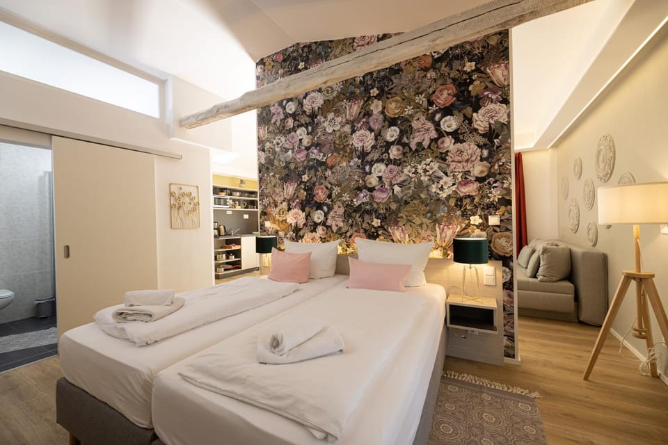 Bed, Bathroom, Bedroom