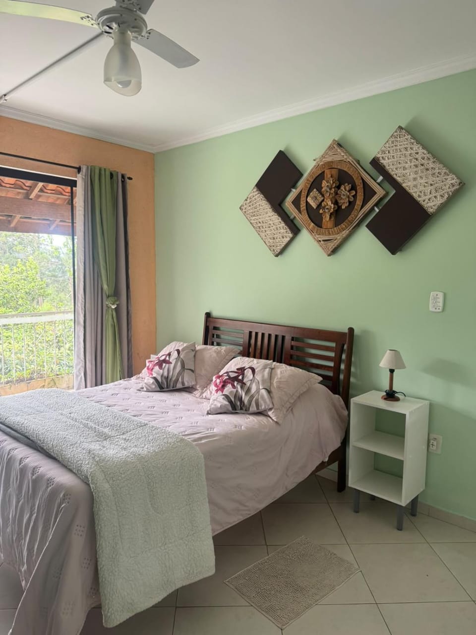 Pousada Canto das Corujas Inn in Cotia