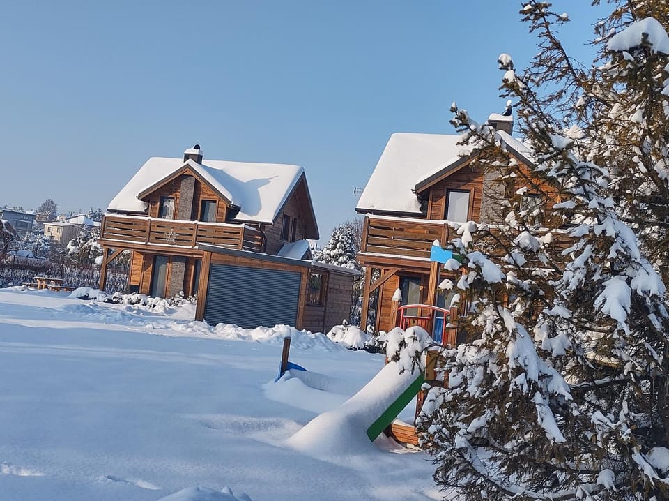 Cztery Pory Roku - kominek, sauna, jacuzzi Chalet in Lesser Poland Voivodeship