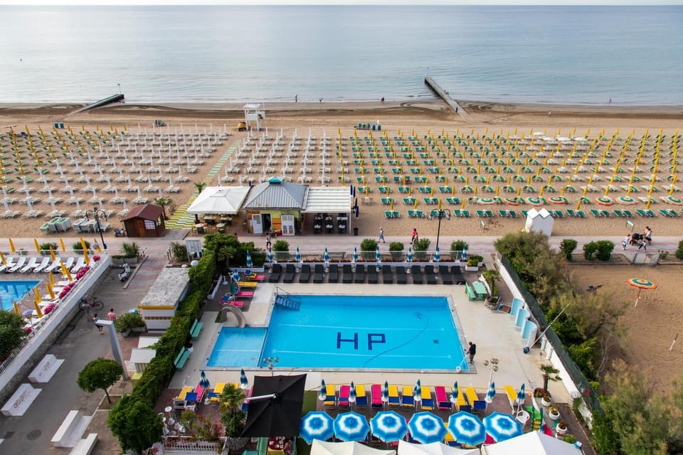 Day, Beach, Sea view, Swimming pool, sunbed
