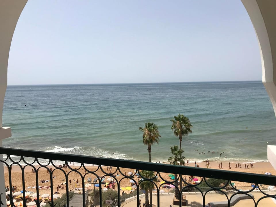 Must Over the Sea Apartment in Faro District
