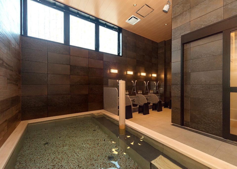 Area and facilities, Public Bath