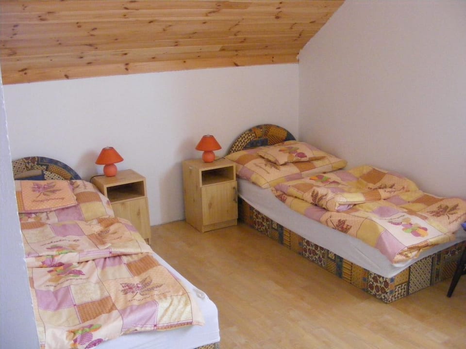 Tünde Vendégház Bed and Breakfast in Hungary