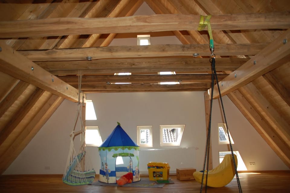 Living room, Photo of the whole room