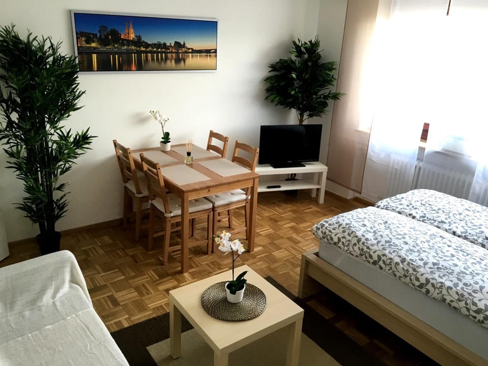Living room, Photo of the whole room