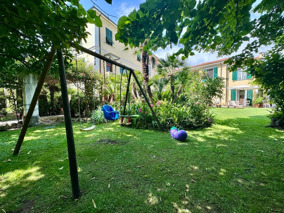 Garden, Garden, Garden view