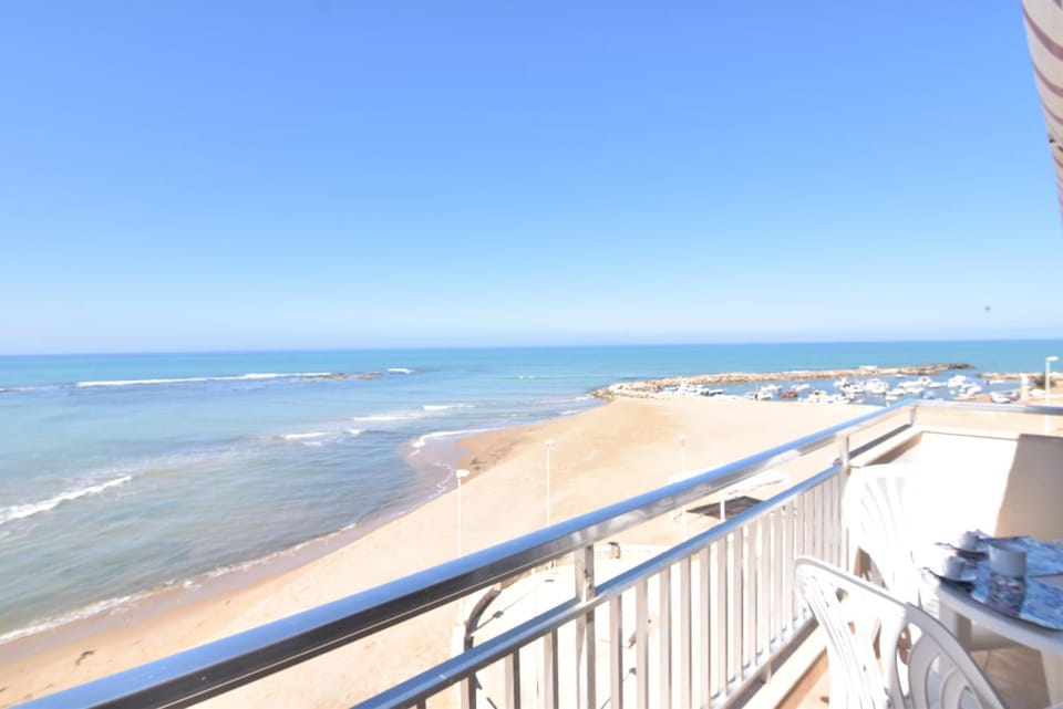 Balcony/Terrace, Beach, Sea view