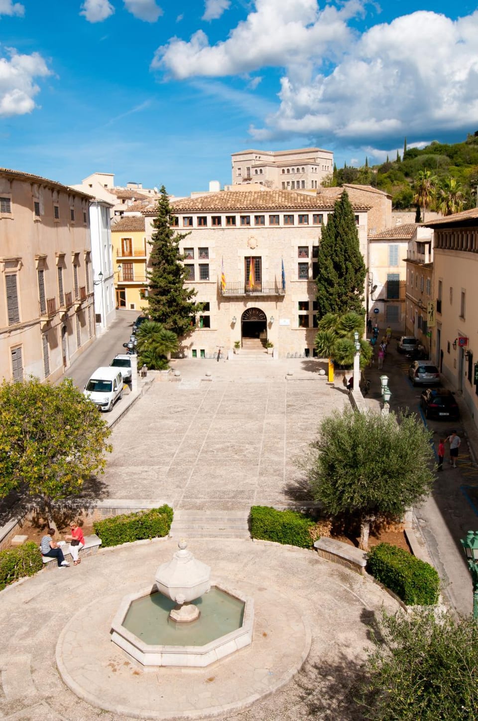 Neighbourhood, City view