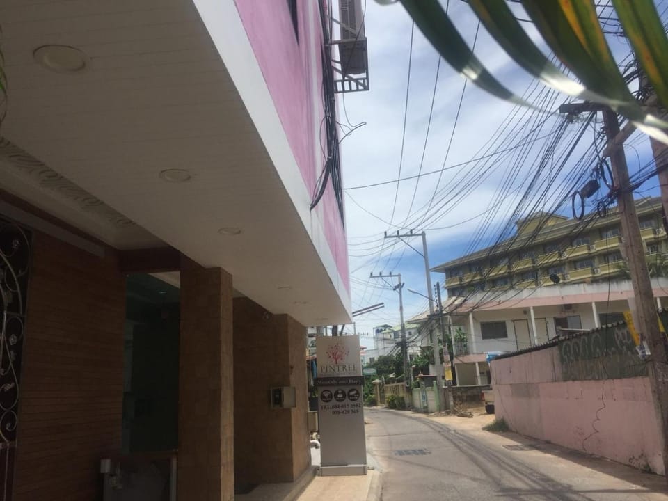 Pintree Pattaya Apartment in Pattaya City