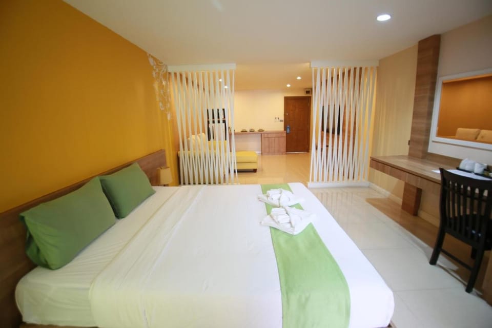 Photo of the whole room