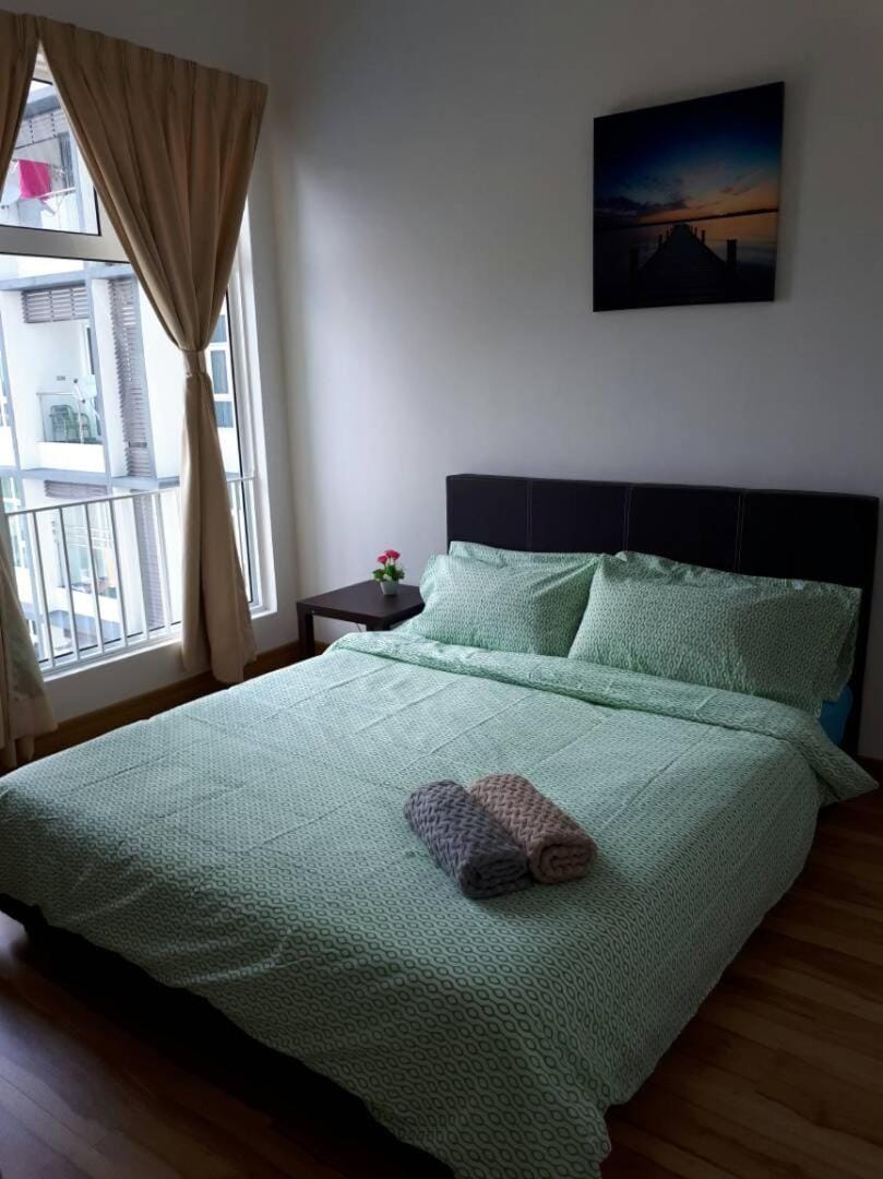 Bedroom, bunk bed