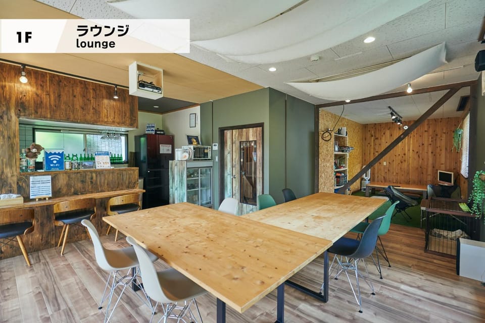 TV and multimedia, Kitchen or kitchenette, Living room, Dining area, fireplace, minibar, air conditioner