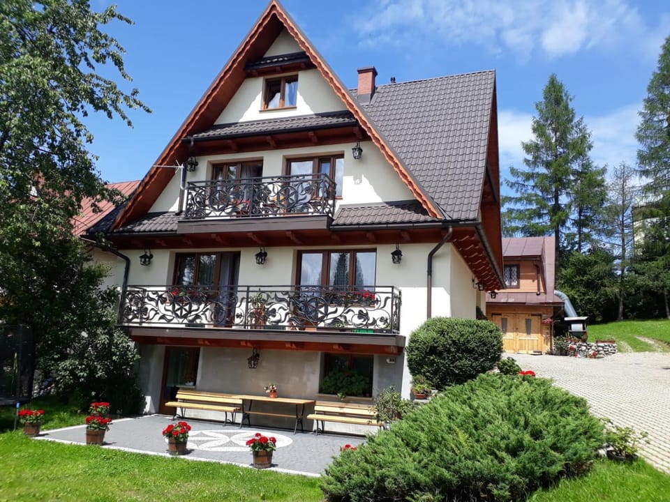 Property building, Summer