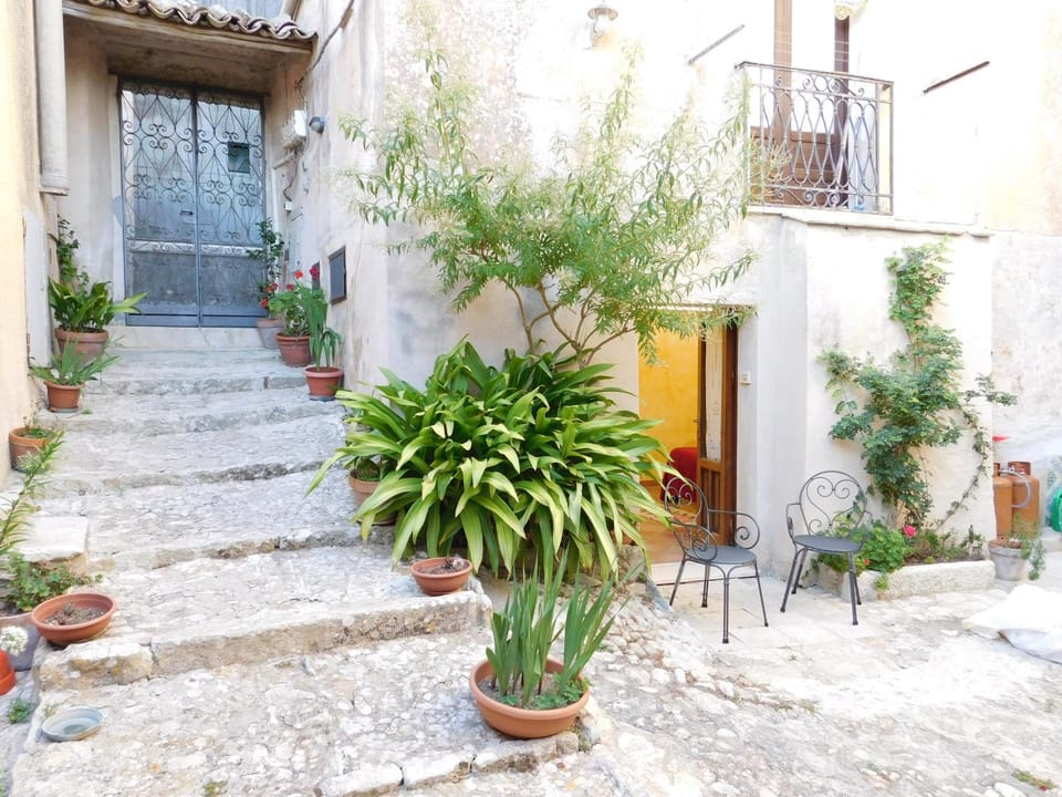 Patio, Garden view, Street view, Area and facilities