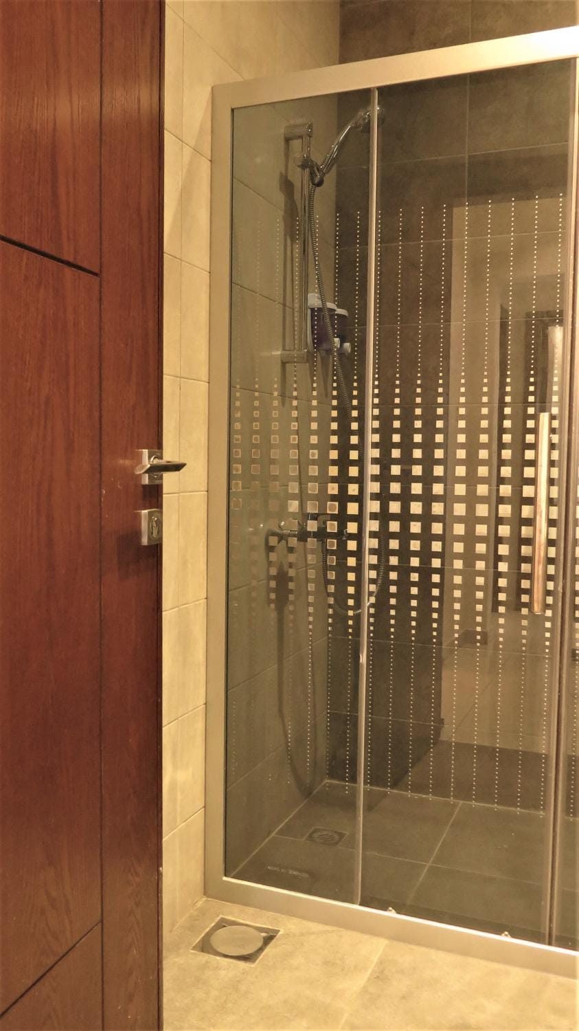 Double Key by HR Apartment in Africa