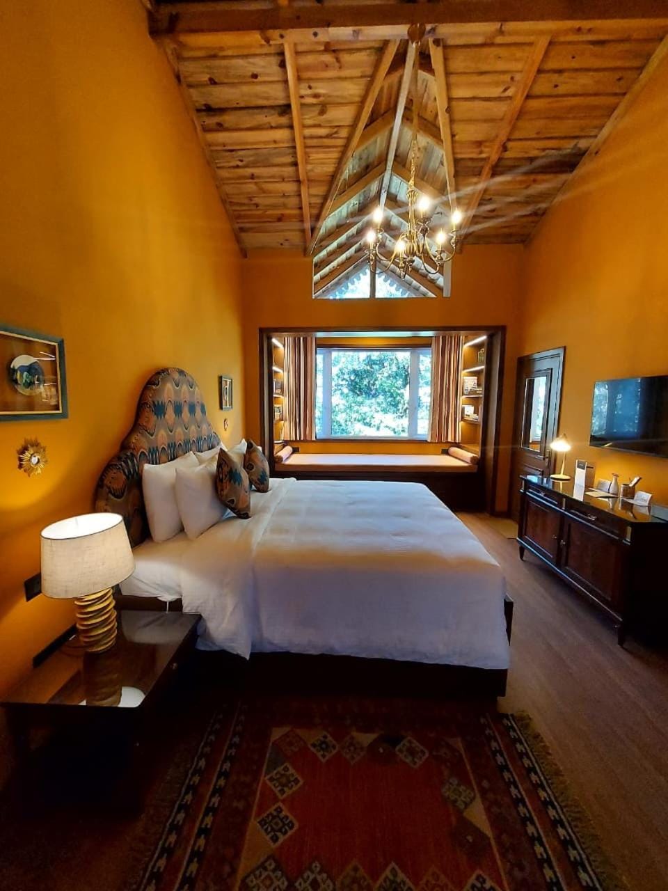 Bed, Photo of the whole room