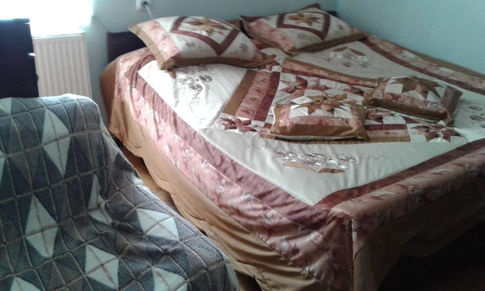 Guest House Edem Bed and Breakfast in Tbilisi, Georgia