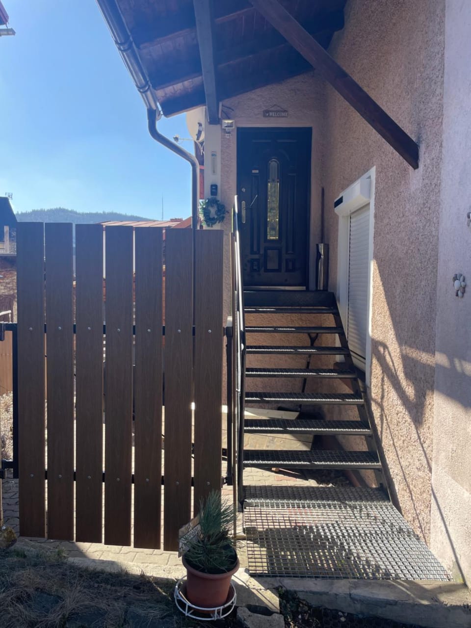 Property building, Facade/entrance