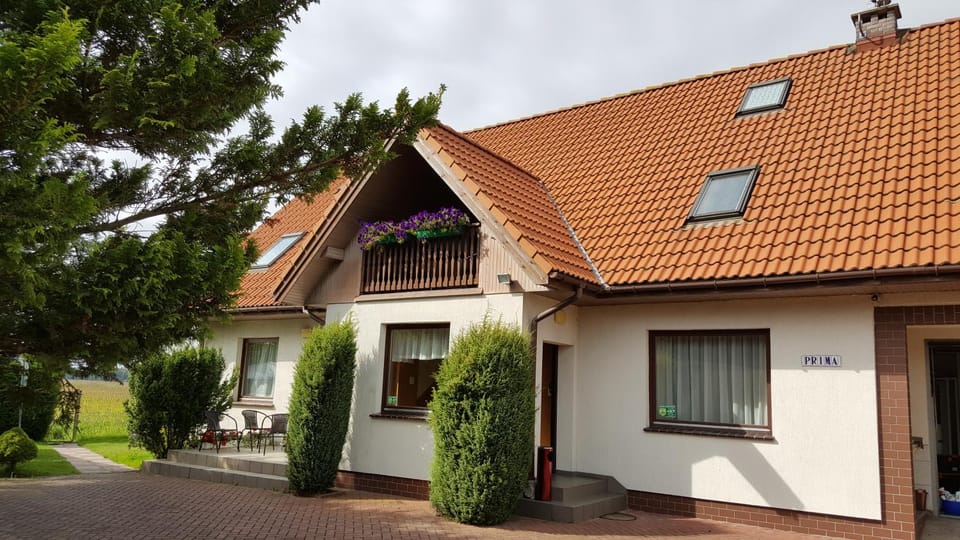 Property building, Facade/entrance