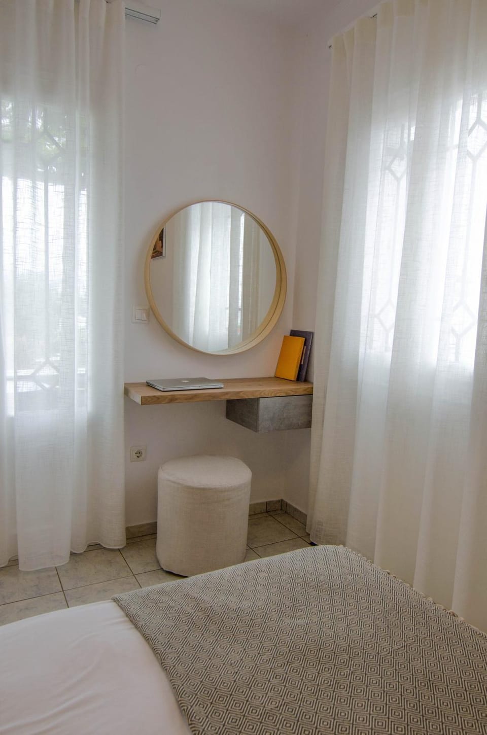 Nikoleta Studios Sifnos Apartment in Milos