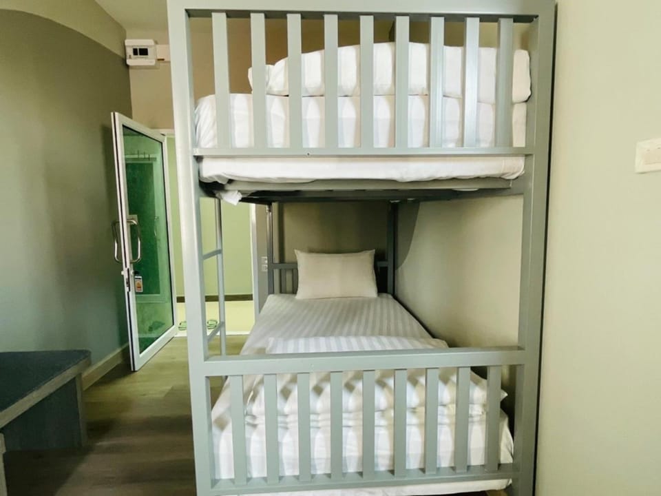 bunk bed