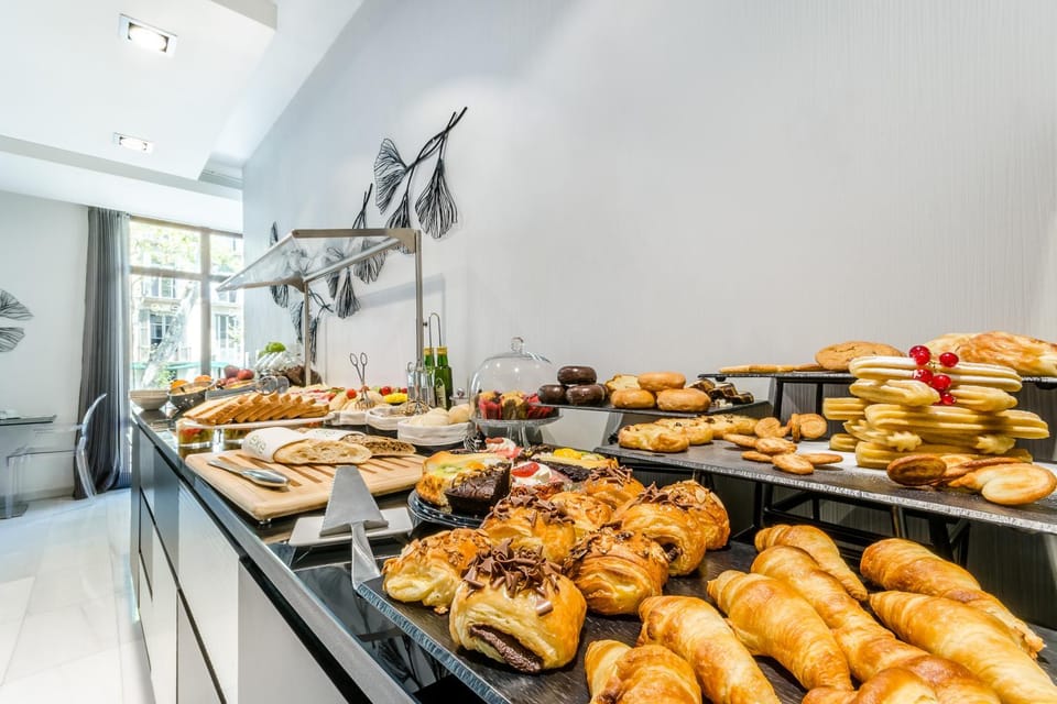 Buffet breakfast