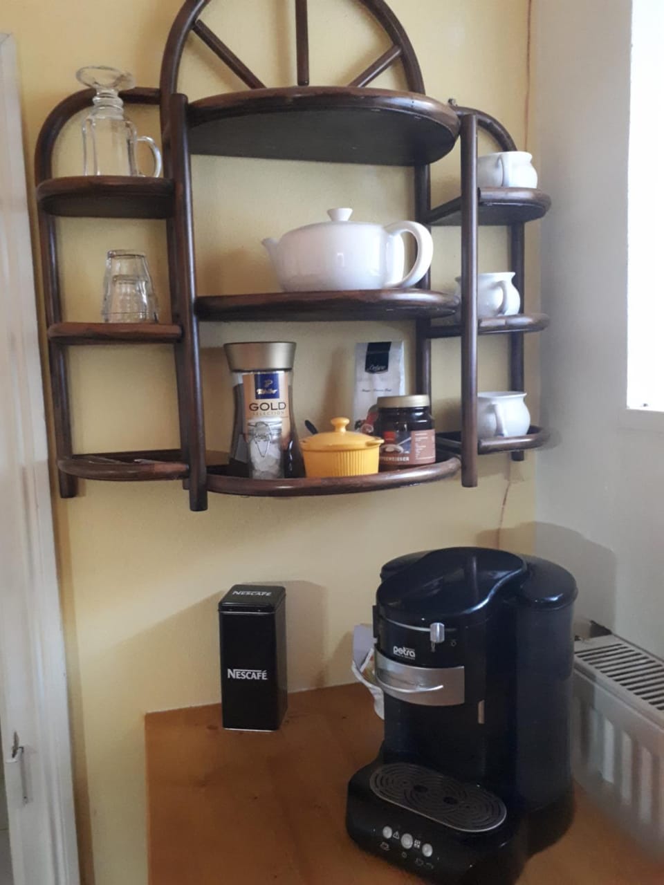 Coffee/tea facilities
