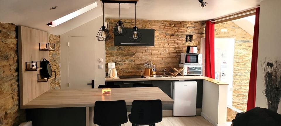 Coffee/tea facilities, minibar, pet friendly, stove, kitchen