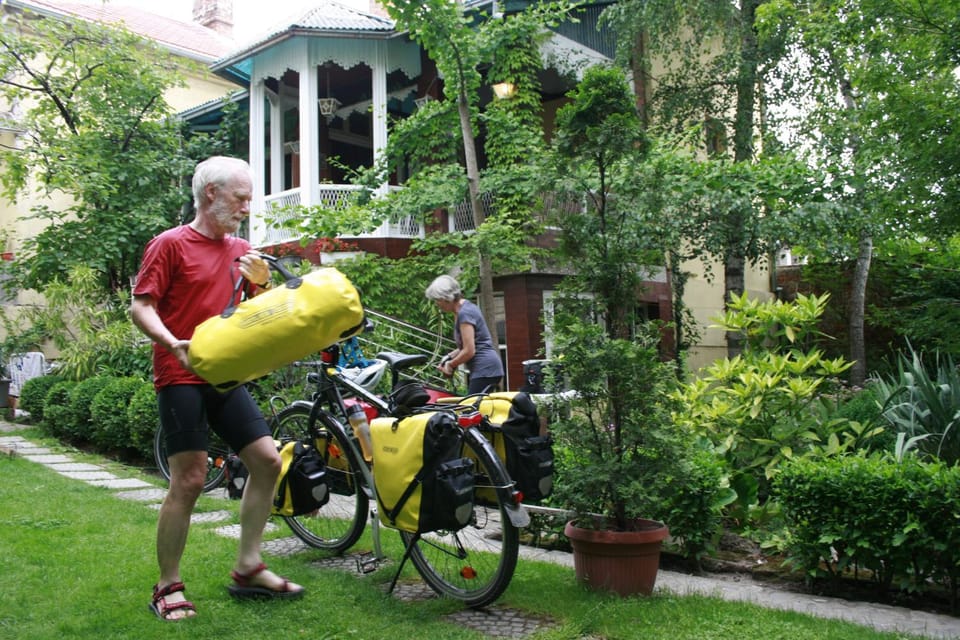 Cycling, group of guests
