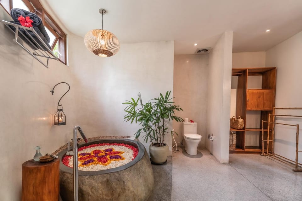 Property building, Bathroom