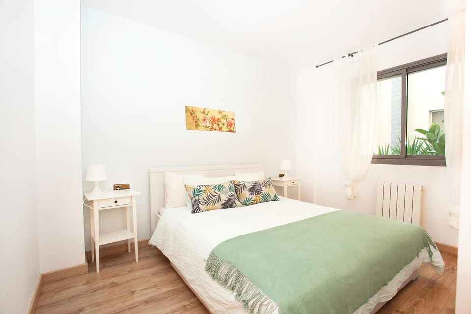 Balcony/Terrace, Bedroom, Inner courtyard view