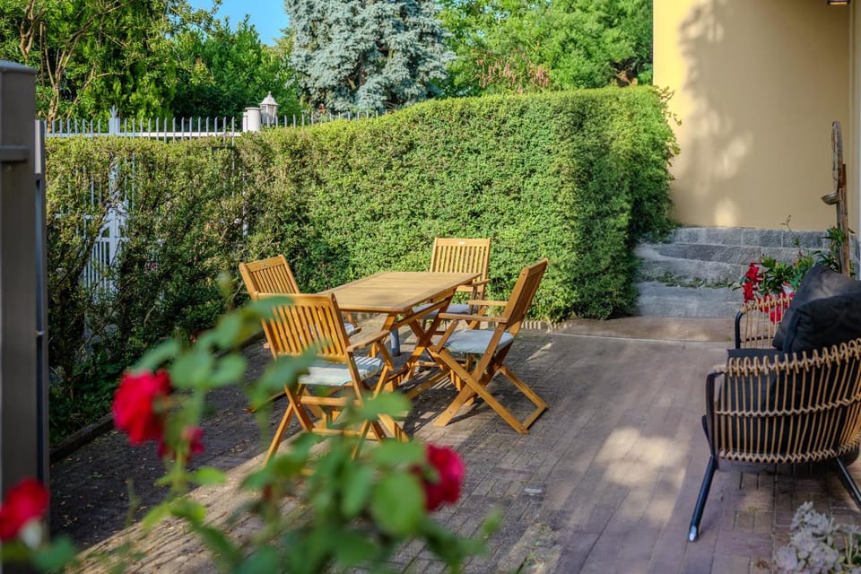 Garden view, Inner courtyard view