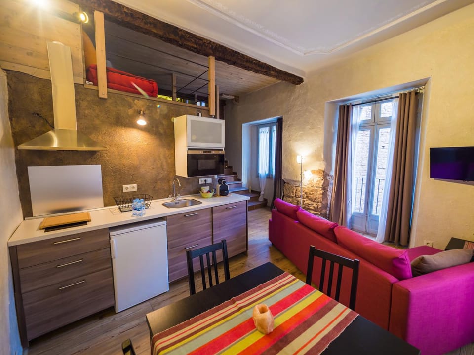 Communal lounge/ TV room, Communal kitchen