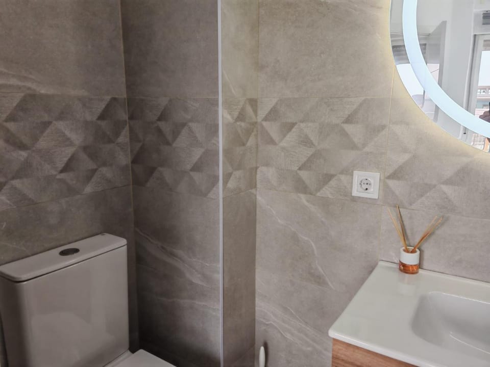 APARTMENTSUITESPAIN ATIC PANORAMIC Beach Apartment in Valencia