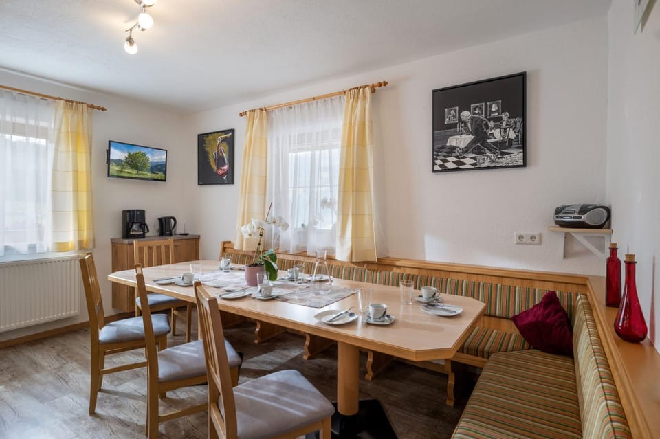 Flörl Apartment in Tyrol