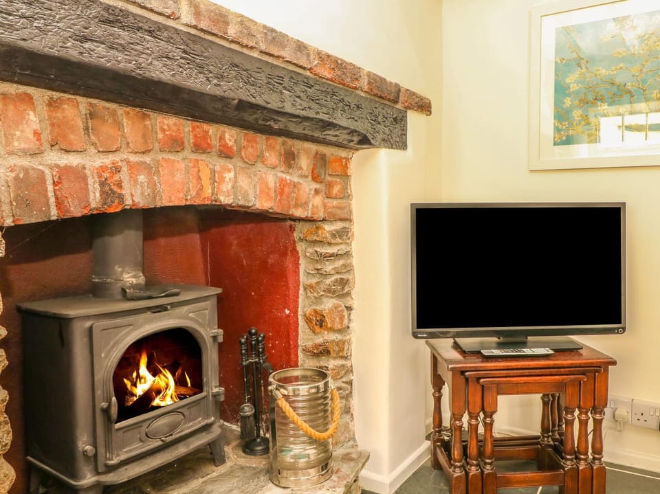 Cousham Cottage House in Cawsand