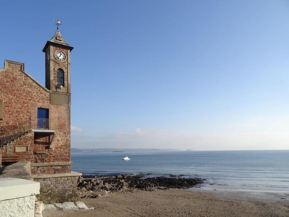 Nirvana House in Kingsand