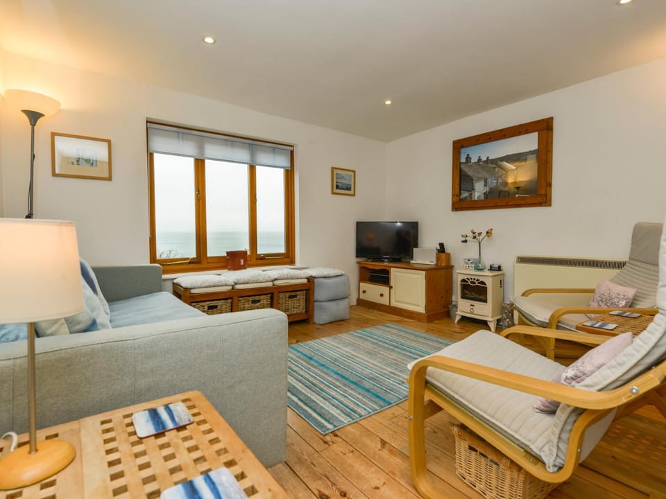 Chough Cottage House in Kingsand
