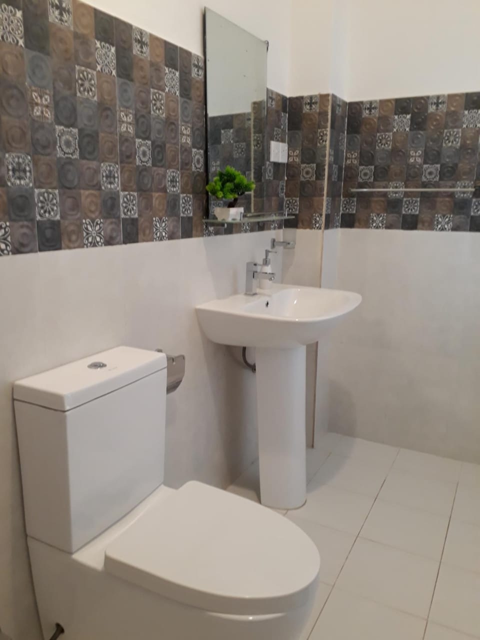Apna Homestay Apartments Bed and Breakfast in Southern Province