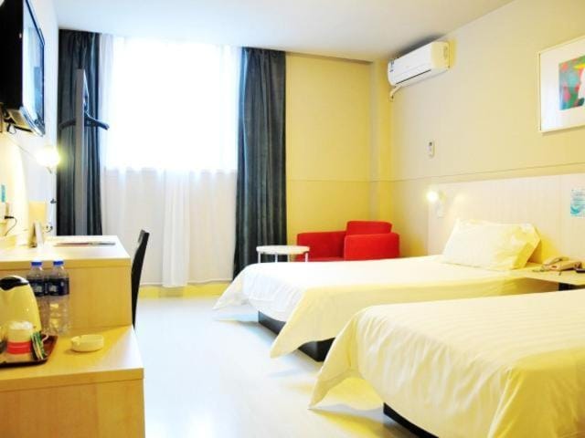 Jinjiang Inn Wujiang Zhongshan North Road Hotel in Suzhou