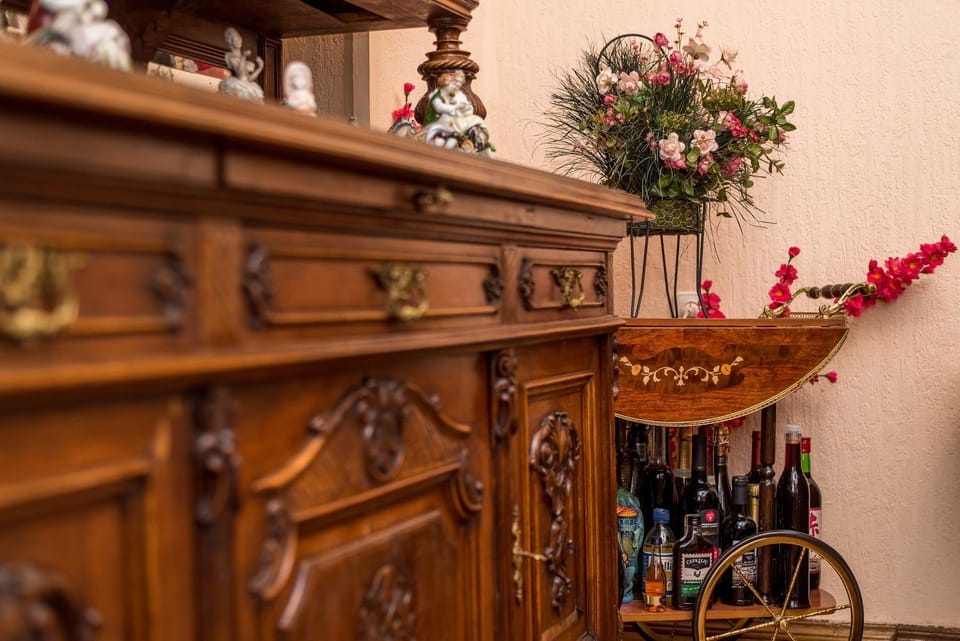 Dining area, Alcoholic drinks