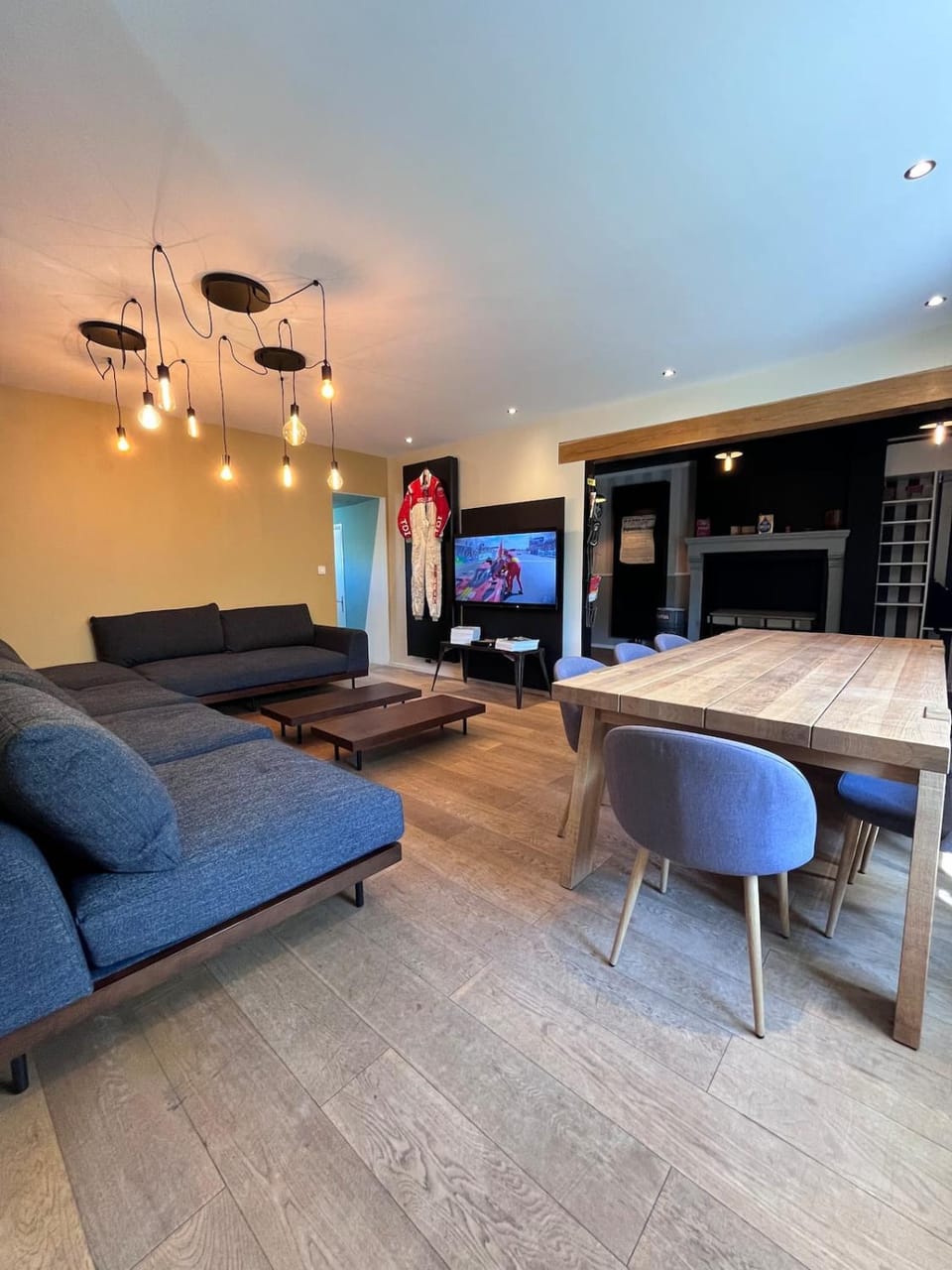 Maison 1440 - SPIRIT, logement Atypique Sport Auto House in Pays de la Loire