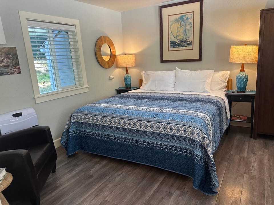 The Pines Inn and Cottages Inn in Grass Valley